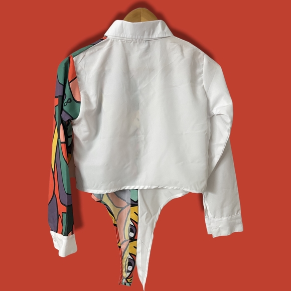 Vero Moda Top with one side printed. - Picture 5 of 7